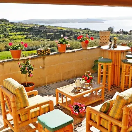 Holiday home Great Seaviews Location - Free Gozo Taxi Service, Fast Wifi, Bicycles, Bbq & Parking, No Car Needed Ghajnsielem
