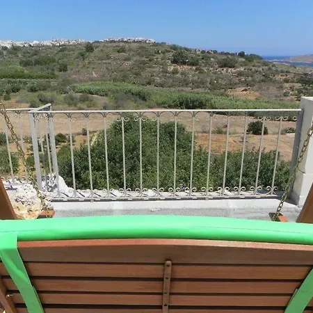 Great Seaviews Location - Free Gozo Taxi Service, Fast Wifi, Bicycles, Bbq & Parking, No Car Needed Ghajnsielem