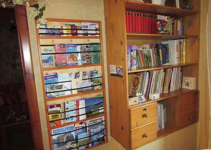 Great Seaviews Location - Free Gozo Taxi Service, Fast Wifi, Bicycles, Bbq & Parking, No Car Needed