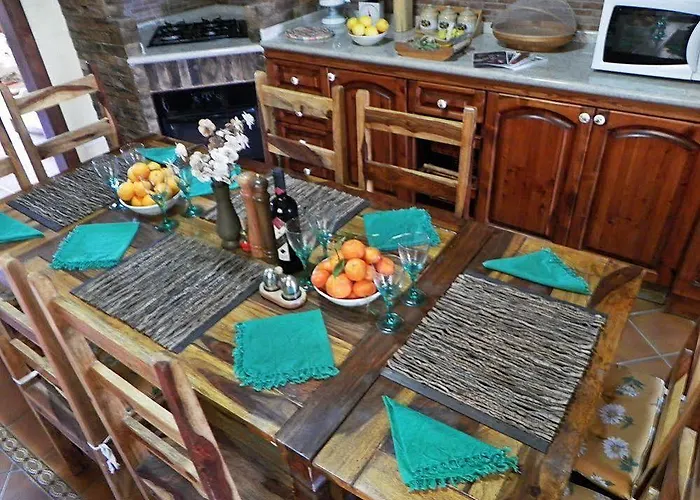 Great Seaviews Location - Free Gozo Taxi Service, Fast Wifi, Bicycles, Bbq & Parking, No Car Needed Feriehus